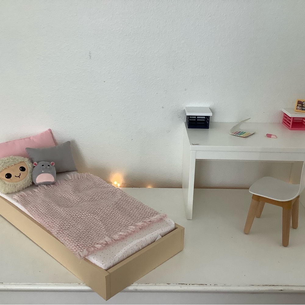 18” Doll Bedroom Set with Bed and Desk